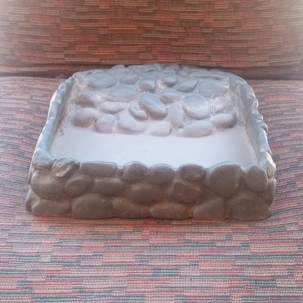 IMAGITARIUM XL Rock Ramp Water / Soaking Dish.